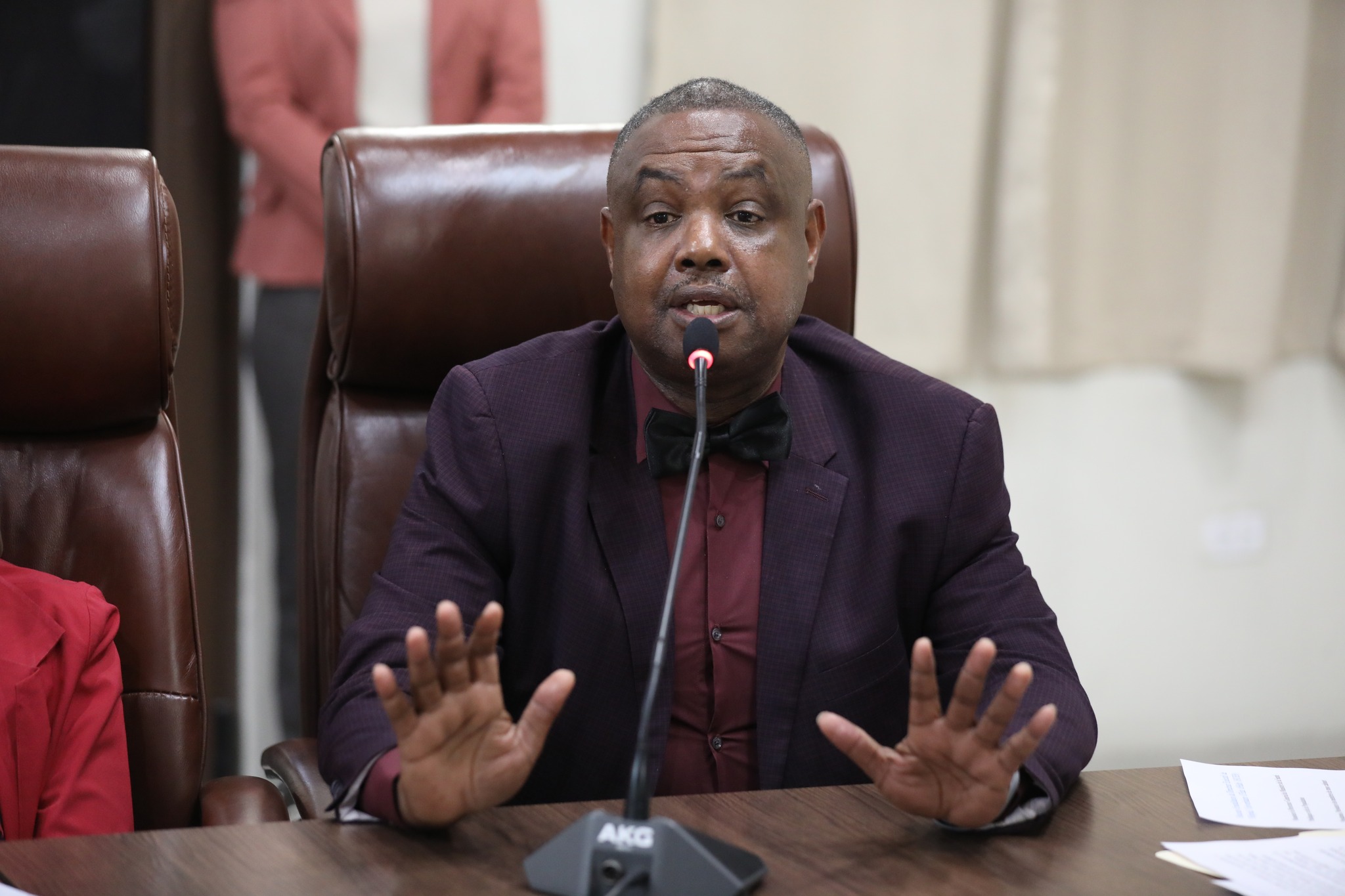 Le Dr Prince Pierre Sonson Prend les Rênes de l'Hôpital général